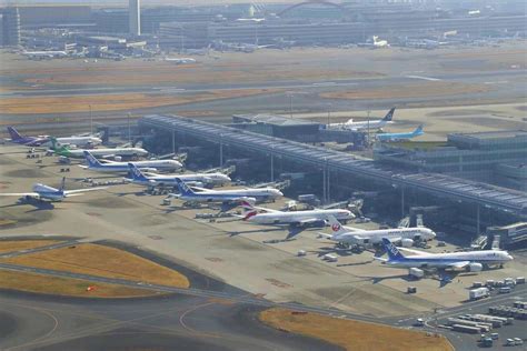 羽田空港第2ターミナル レストラン おすすめ: 空の旅の前に味わうべき絶品グルメ